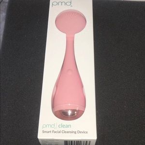 PMD SMART FACIAL CLEANSER BNWB
